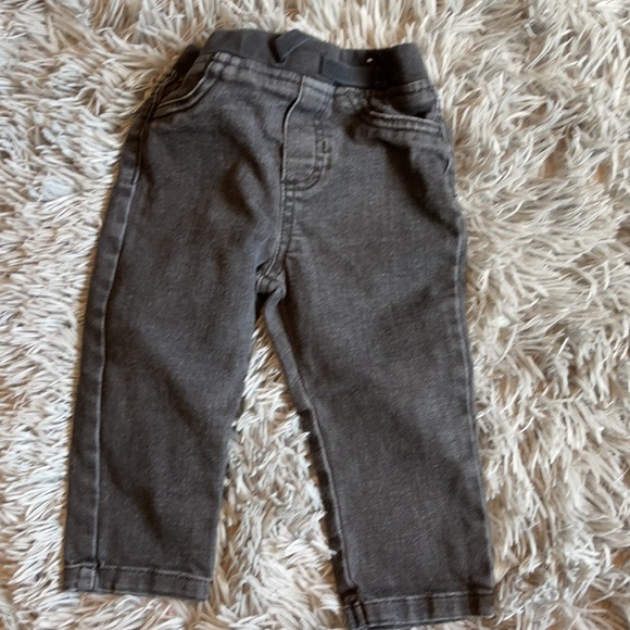 Bundle of toddler boy bottoms - Picture 5 of 7